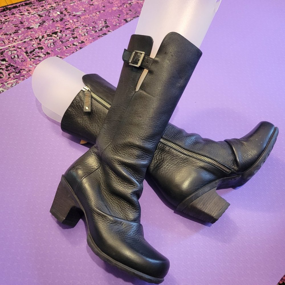 Fluevog Kanawas size 8-8.5